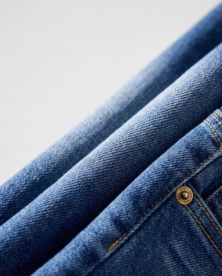 Kids Pull On Elastic Waist Denim Jeans Soft Stretch Comfortable Everyday Pants with Pockets Blue