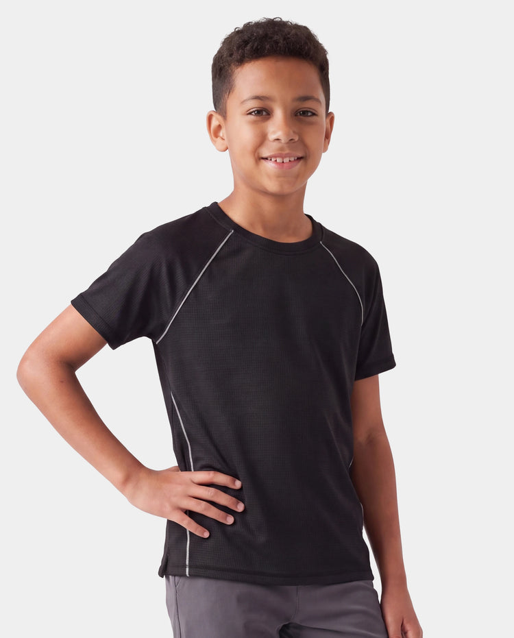 PatPat Lightflow Activewear Kid Boy Athletic Breathable Air-Grid Ultra Lightweight Short Sleeve T-Shirt Black