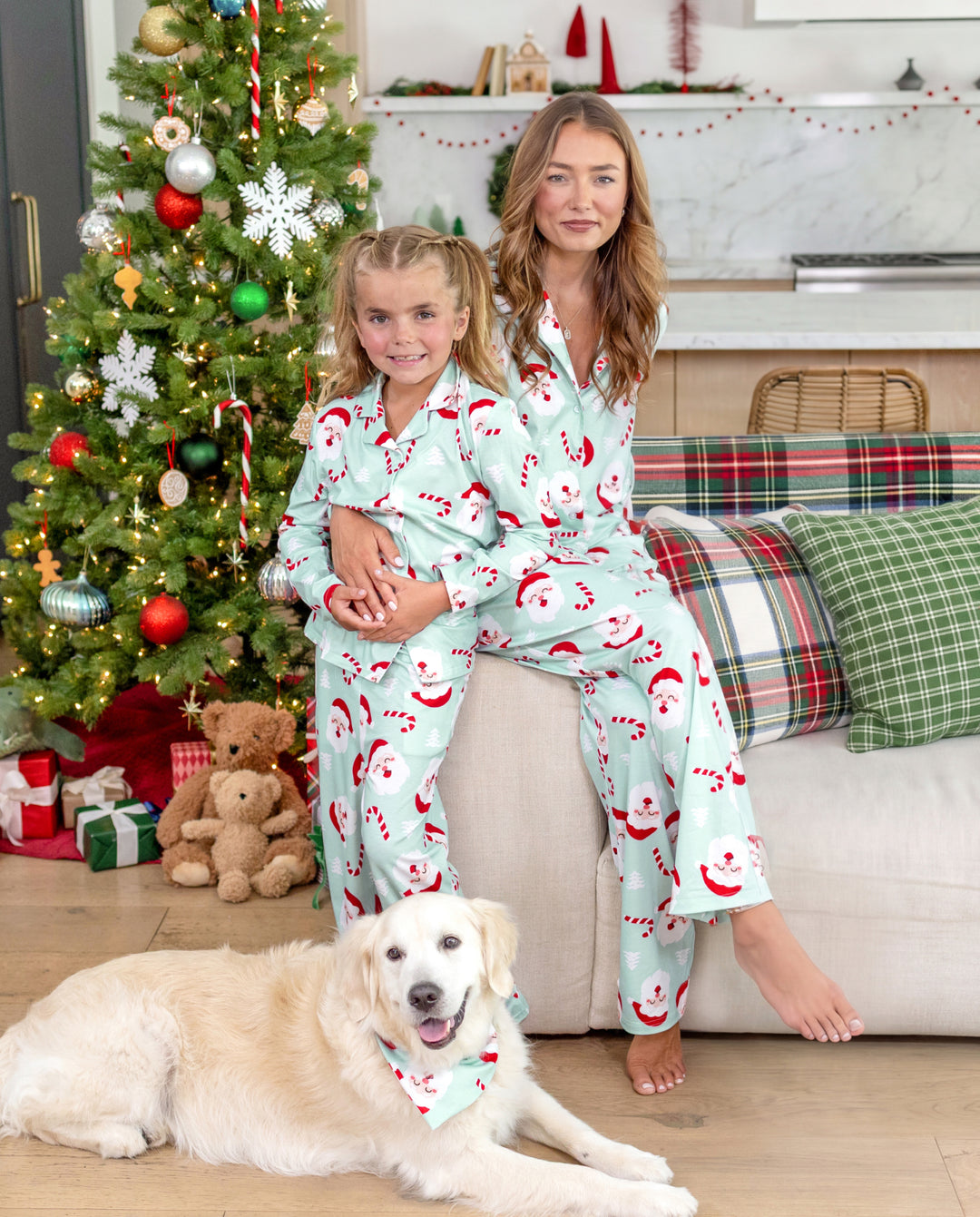 Weihnachts-Pyjamas im Familien-Partnerlook, Weihnachtsmann-Print, mit Kragen, Grün