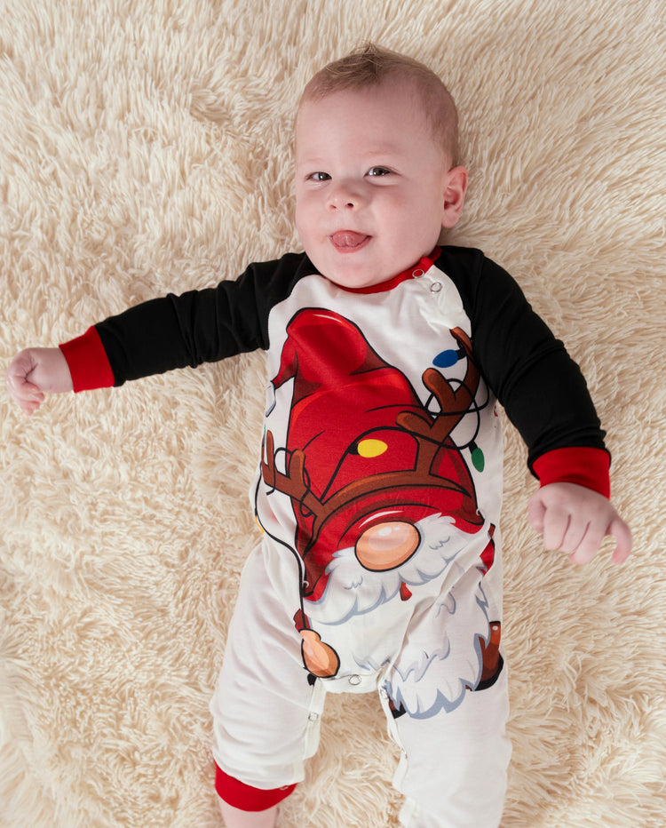 Pijama familiar navideño a juego con estampado de Papá Noel, mangas raglán y calcetines navideños (certificado SGS) en rojo