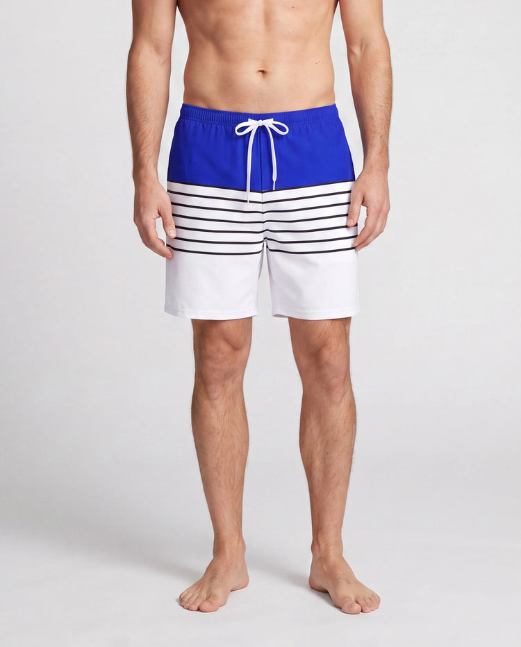 Passende blaue Badehose mit Kordelzug oder blauer Badeanzug mit einteiligen Trägern
 blau