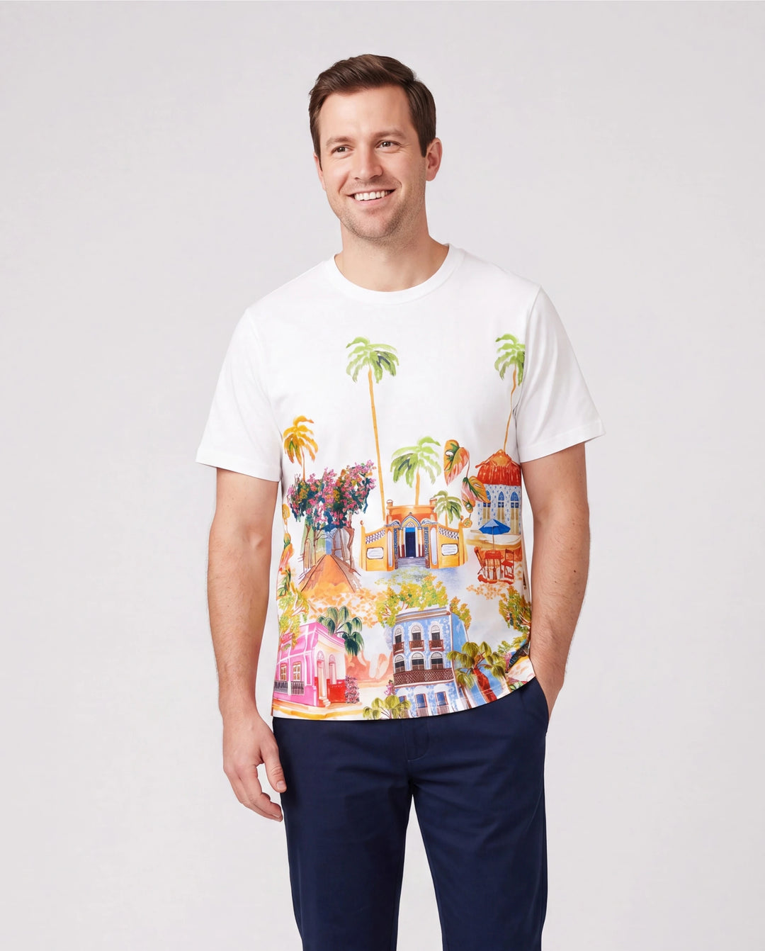 Ensemble de vacances assorti pour la famille T-shirt à manches courtes imprimé tropical ananas et cocotier ou robe à bretelles ajourée pour les vacances d'été blanche
