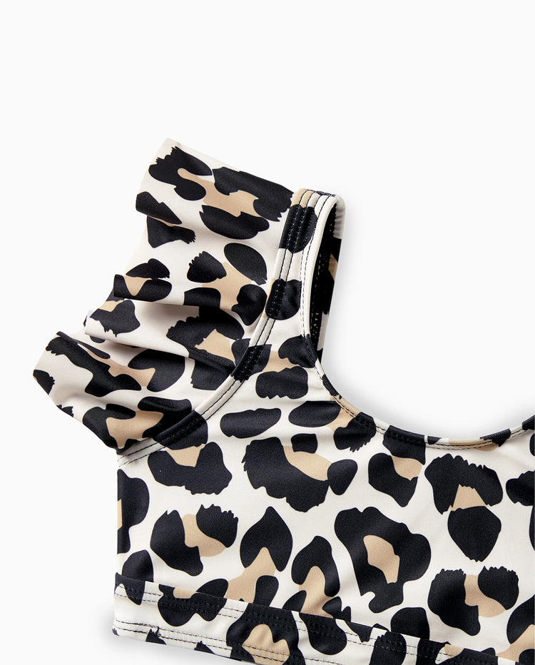 Bikini de dos piezas con falda para niña pequeña con estampado de leopardo, cuello con volantes y cordón negro