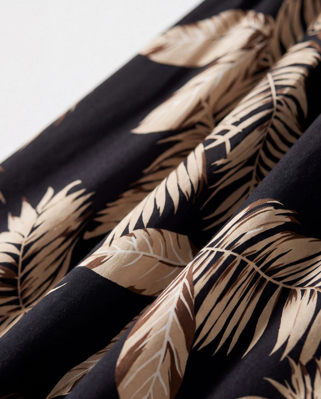 Mama und Ich Familien-Matching einfarbige Blatt ärmellose Halter-Kleider und Kurzarm-Oberteile Sets Schwarz