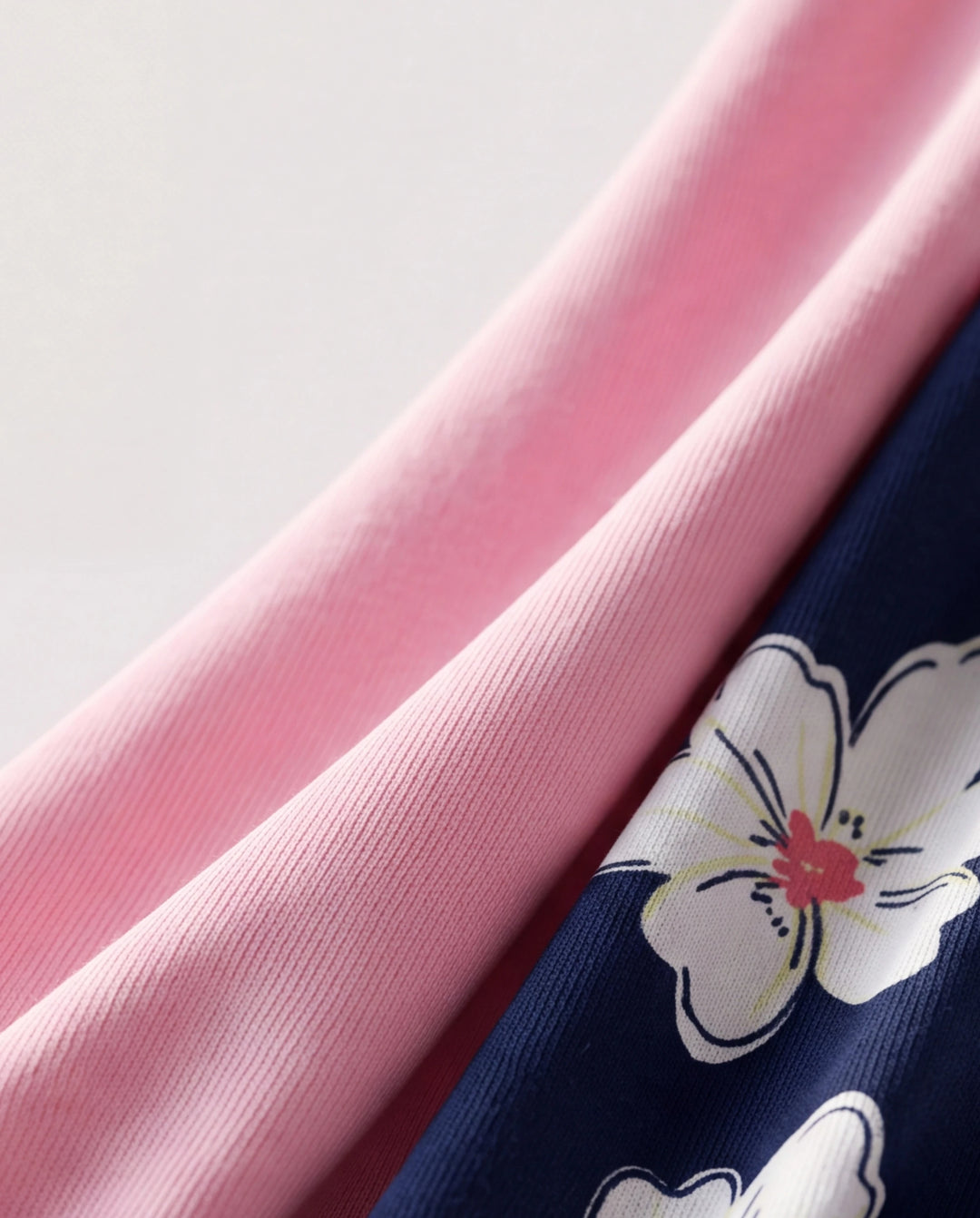 Ensemble 2 pièces pour fille avec t-shirt à manches longues et volants avec nœud papillon et pantalon imprimé floral rose