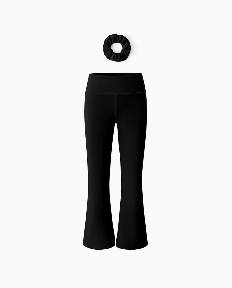 Sportliche Mädchen Ausgestellte Yogahose mit hoher Taille und passendem Scrunchie schwarz