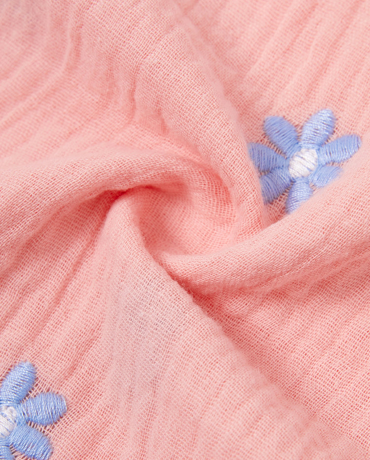 Tenues assorties maman et moi roses Robe en coton à fleurs smockée avec lien au dos pour maman et fille, chemises unies pour fils, parfait pour sorties familiales et photos d'été Rose mauve