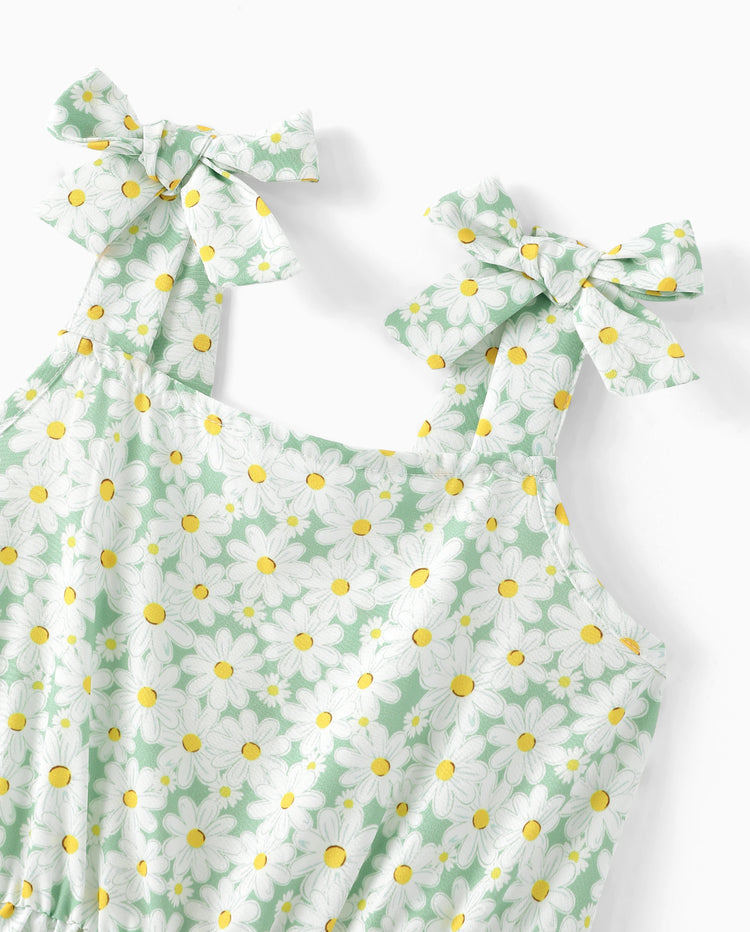 Mommy and Me Floral Dress with Flutter Sleeves Light Green Daisy Print Pale Green