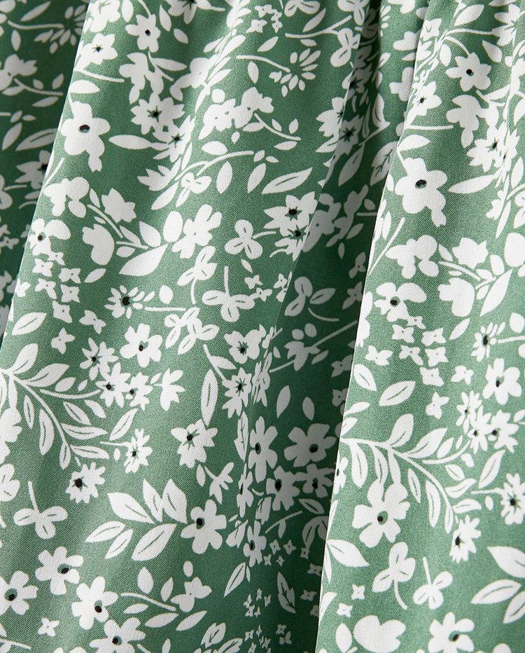 Elegant Broken Flower Matching Outfits for Family, Smocking Design, Medium Thickness Green