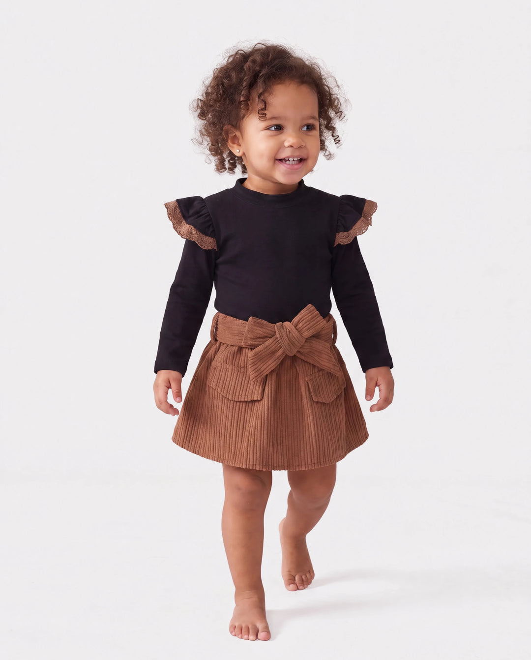 Ensemble 2 pièces pour bébé fille, haut à manches longues en dentelle et robe à ceinture, couleur unie, marron