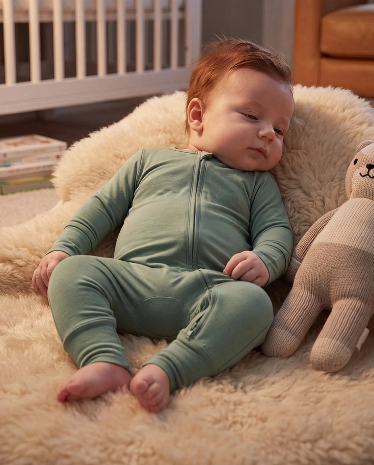 Kinder Baby / Mädchen Bambus Pyjama mit kindlichem Aufdruck (eng anliegend) dunkelgrün