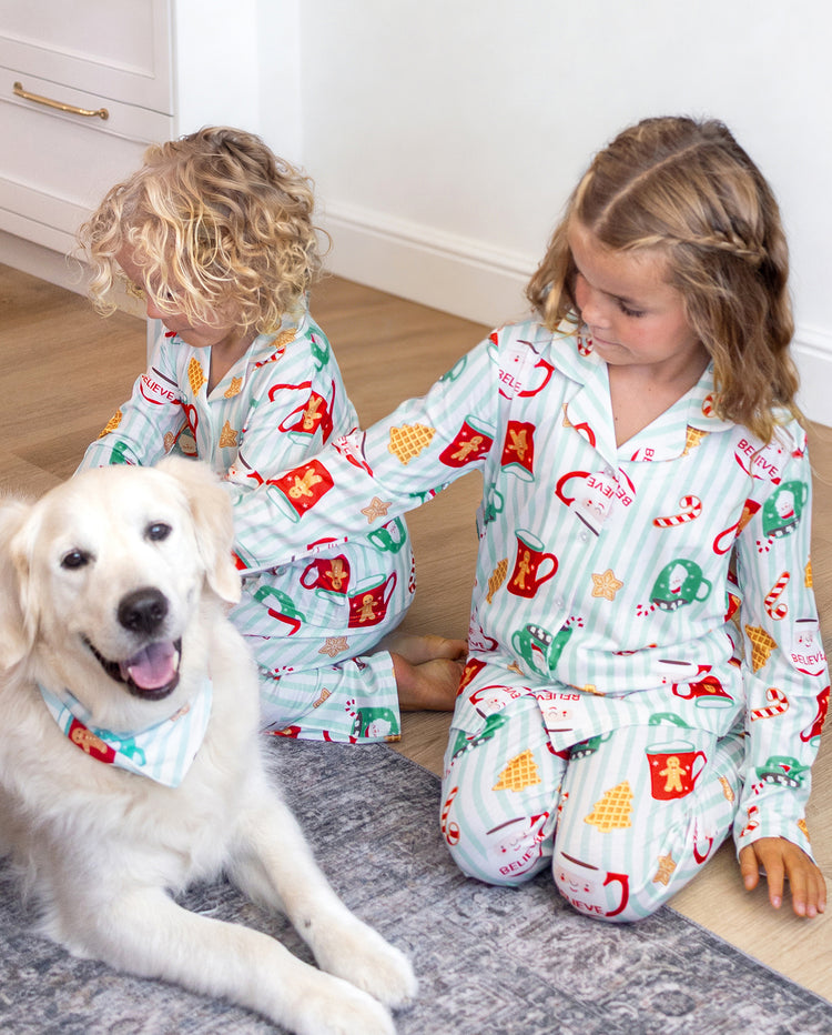Weihnachts-Pyjamas im Partnerlook für die ganze Familie, Tassen-Print, Grün