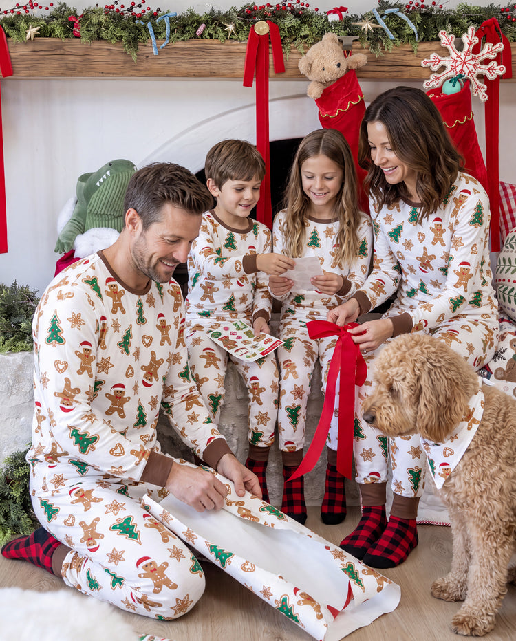 Pyjama de Noël à manches longues et imprimé arbre et bonhomme en pain d'épices, avec chaussettes de Noël, couleur café