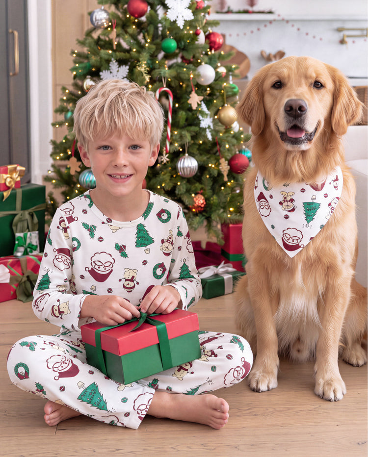 Weihnachts-Pyjamas mit Weihnachtsmann- und Weihnachtsbaum-Aufdruck in Rot für die ganze Familie