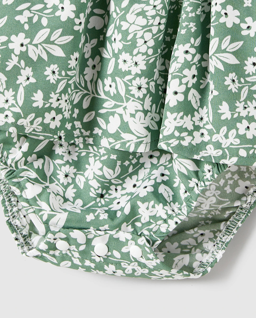 Elegant Broken Flower Matching Outfits for Family, Smocking Design, Medium Thickness Green