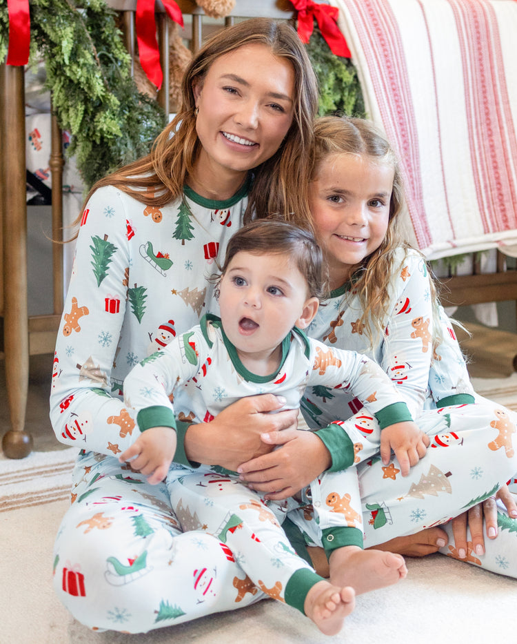 Pyjamas de Noël assortis pour toute la famille, imprimé pain d’épice et sapins, bambou vert