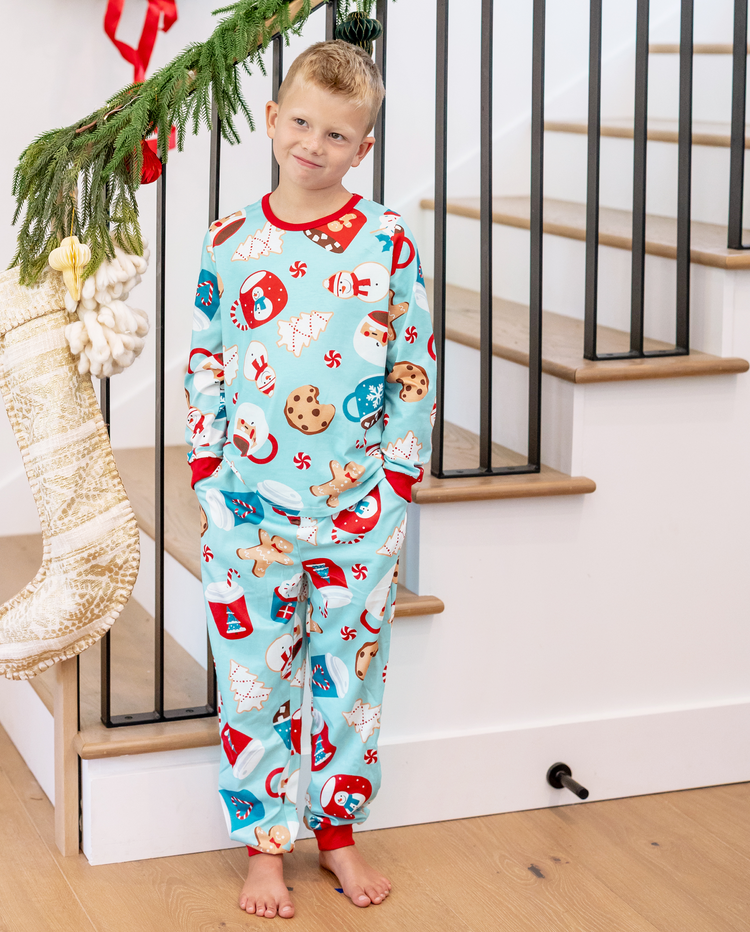 Family Matching Christmas Pajamas Mug & Gingerbread Print Blue Plus Size