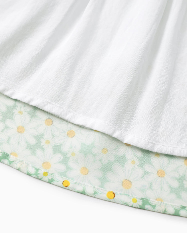 Mommy and Me Floral Dress with Flutter Sleeves Light Green Daisy Print Pale Green