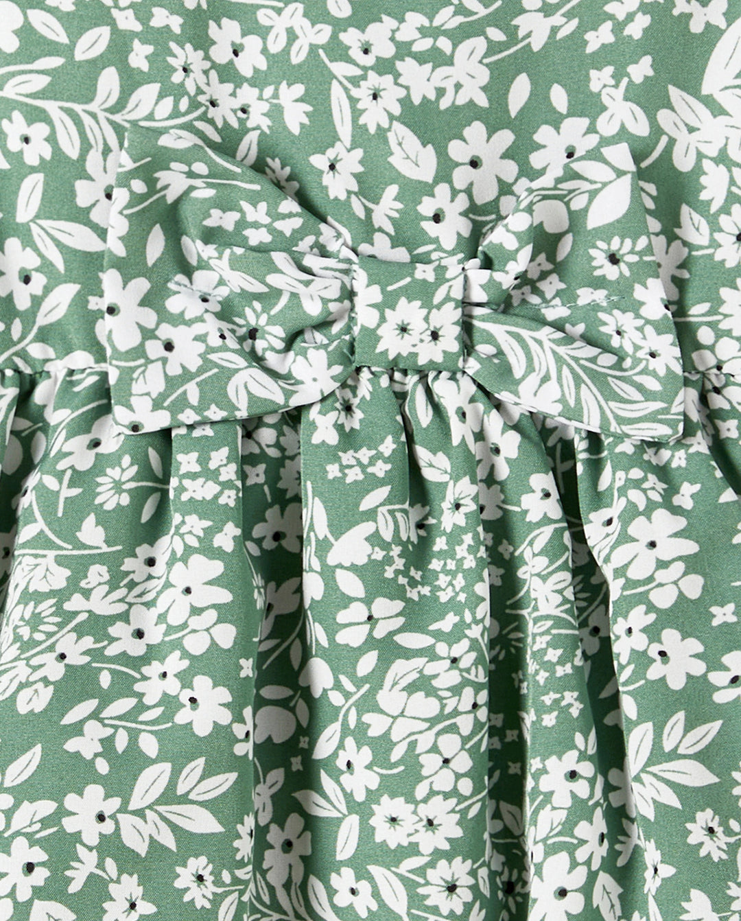 Conjuntos Elegantes de Mamá y Yo con Estampado de Flores Roto para Familia, Diseño con Fruncido, Grosor Medio Verde