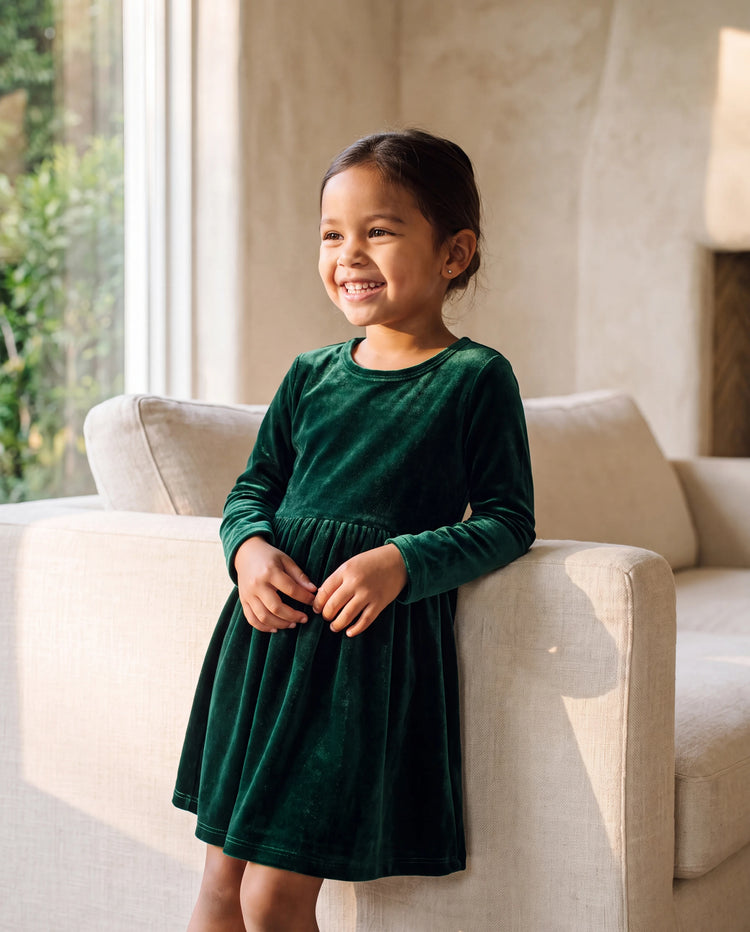 Weihnachten Süßes Kleinkind Mädchen Einfarbig Samt Material Kleid Set grün