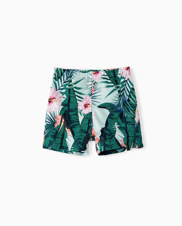 Bañador de una pieza o bañador corto para niño pequeño con estampado de plantas y volantes en verde