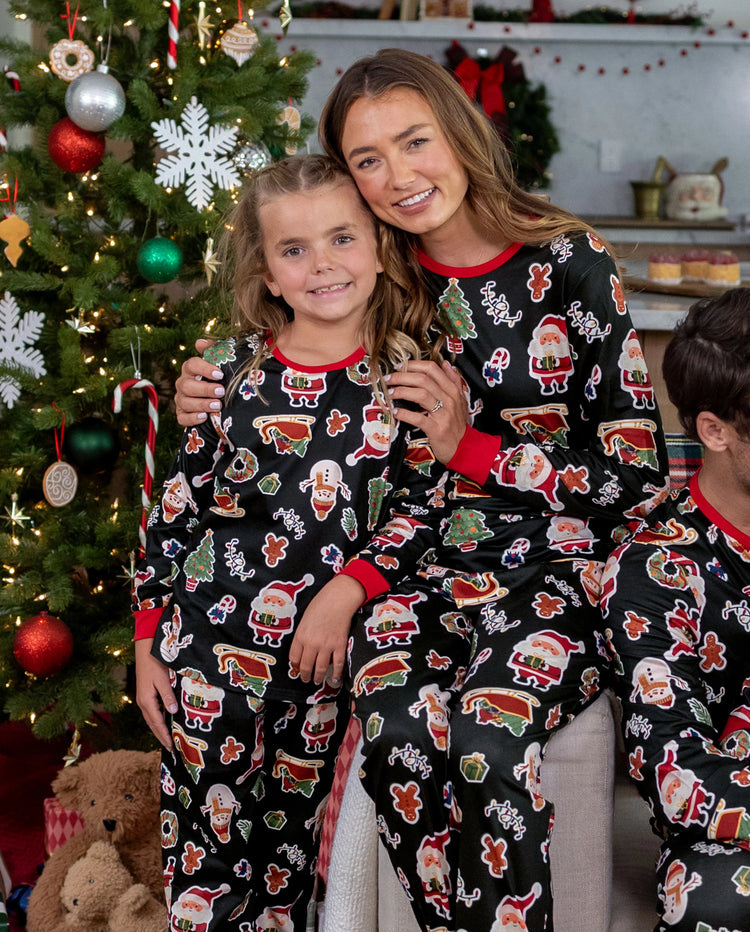 Christmas Matching Family Pajamas Xmas Tree & Gingerbread Print