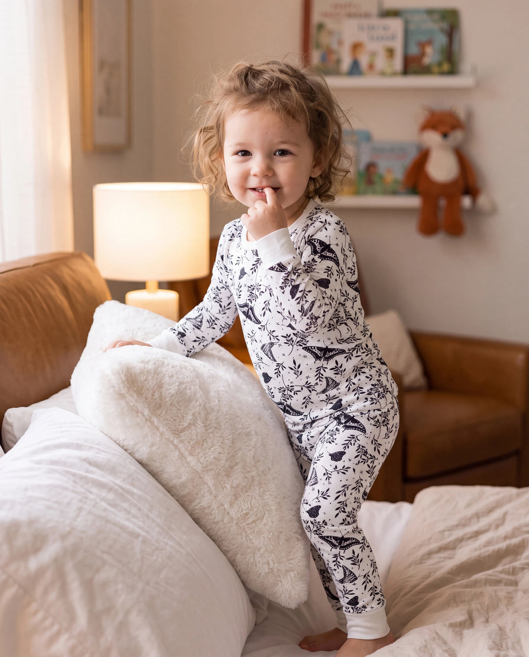 Christmas / Halloween Pajama 2-piece Bamboo Pajamas Set With Childlike Print for Baby / Toddler( Snug-Fitting) White