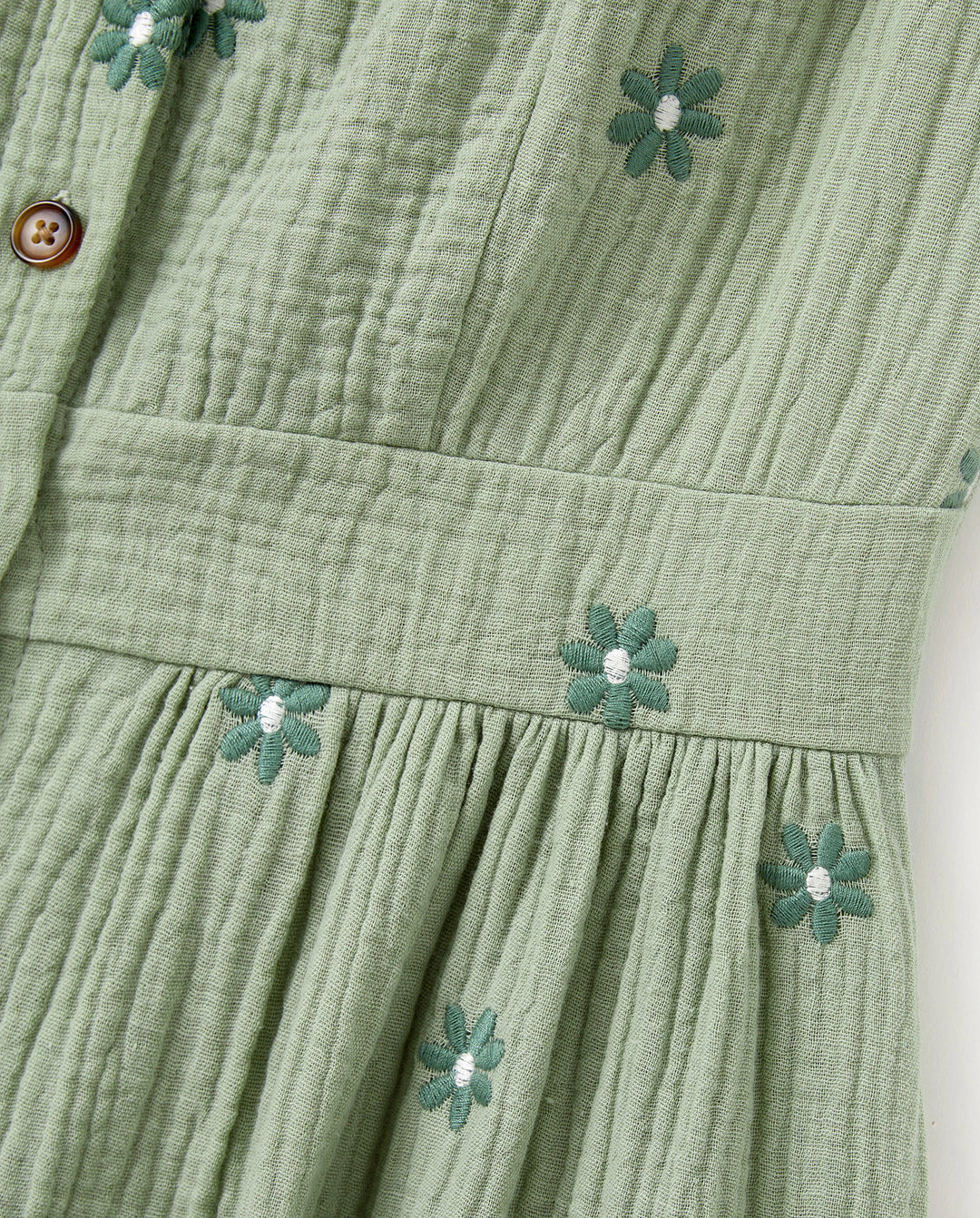 Vestidos de algodón floral para niñas pequeñas/niñas con botones, fruncido, tirantes florales y volantes con lazo, perfectos para salidas familiares y fotos de verano Verde pálido