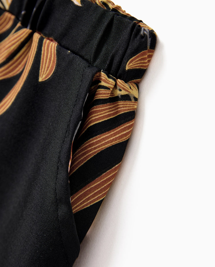 Ensemble de plage à imprimé floral assorti pour toute la famille, chemise à manches courtes ou haut caraco et pantalon large pour les vacances d'été, noir et blanc