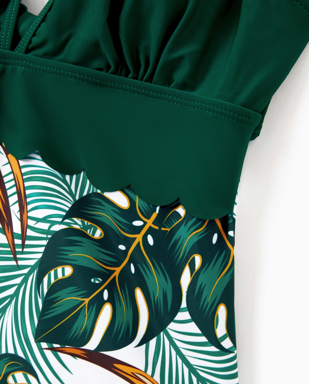 Family Matching Allover Plants Print Swim Trunks Shorts and V Neck Spaghetti Strap Splicing One-Piece Swimsuit Dark Green