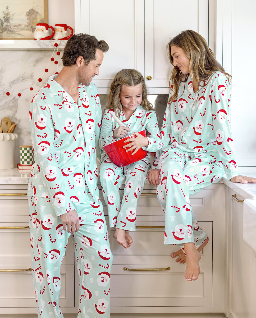 Weihnachts-Pyjamas im Familien-Partnerlook, Weihnachtsmann-Print, mit Kragen, Grün
