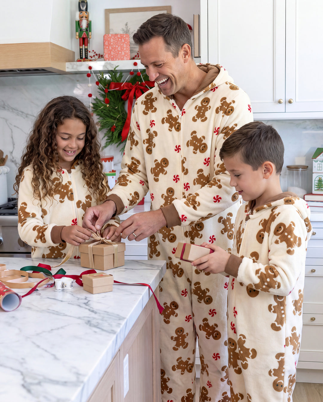 Christmas Matching Family Coral Fleece Pajamas Gingerbread Print