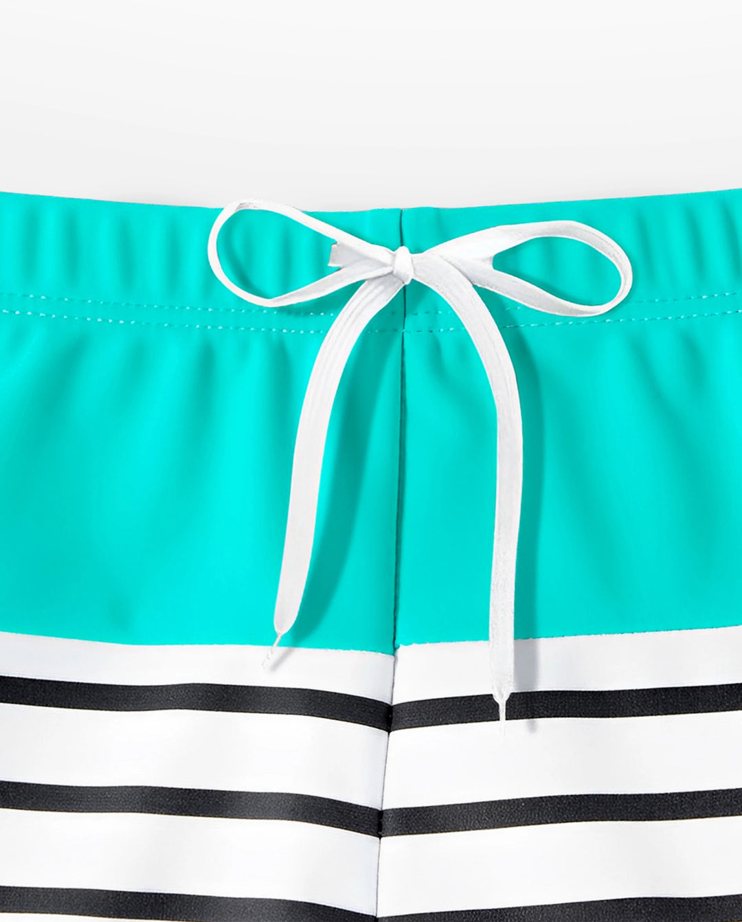 Traje de baño de una pieza con cortes y rayas a juego para toda la familia y bañador con bloques de color verde y blanco