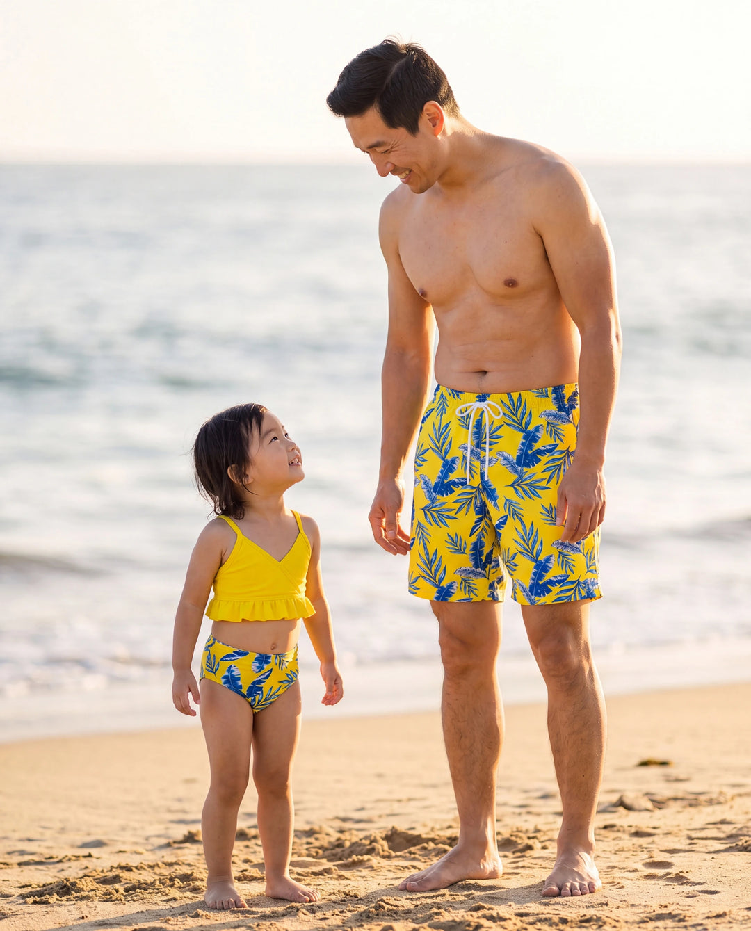 Bañadores con estampado de hojas amarillas o bikini con mangas de volantes fruncidas y cubierta opcional para papá e hija Amarillo
