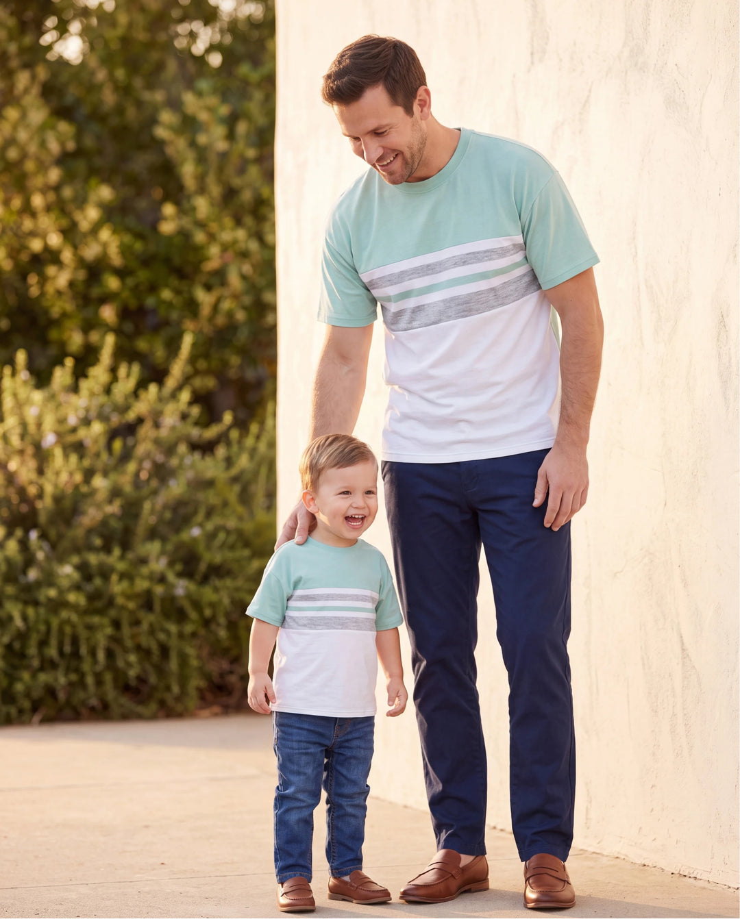 Daddy & Son T-Shirt & Dress Set Polka Dot Puff-sleeve Dress for Mom, Daughter & Baby, Color Block Cotton Tee for Dad & Son, Perfect for Family Outings & Photos Light Green