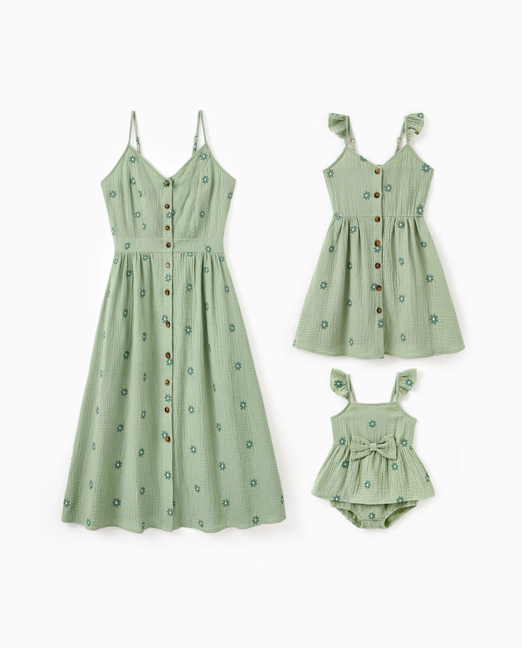 Vestidos de algodón floral para niñas pequeñas/niñas con botones, fruncido, tirantes florales y volantes con lazo, perfectos para salidas familiares y fotos de verano Verde pálido