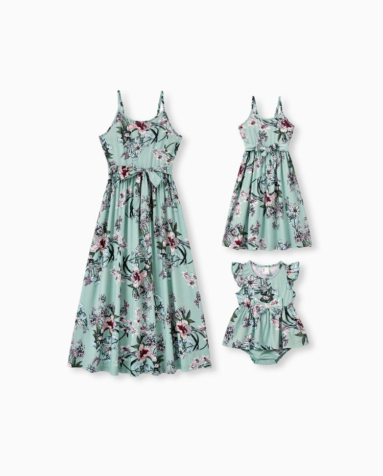 Conjuntos Mamá y Yo Camisa Polo a Rayas Verde o Vestido con Cinturón y Estampado Floral Verde Claro