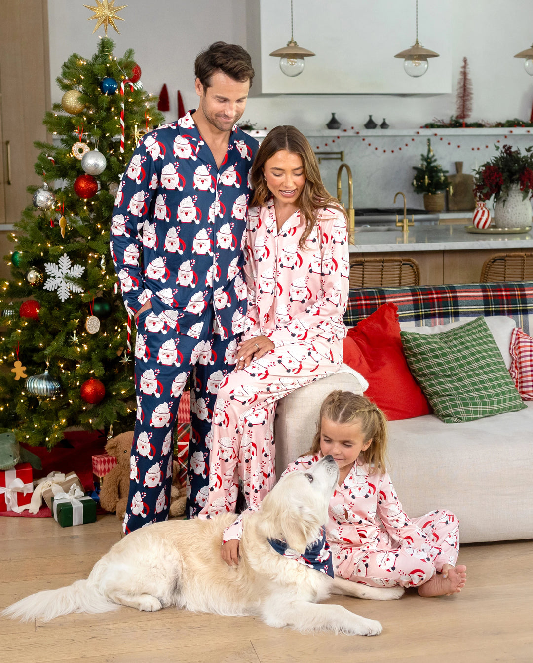 Christmas Matching Family Pajamas Mug & Santa Print Multicolor