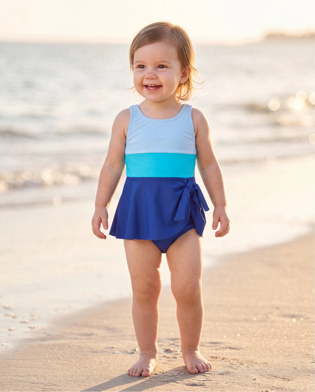 Vestido de baño de un solo hombro con bloques de color para niña pequeña Azul