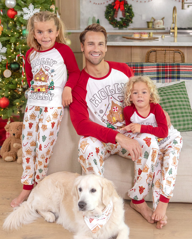 Weihnachts-Pyjamas im Familien-Partnerlook, Lebkuchenhaus- und Weihnachtsbaum-Print, Rot