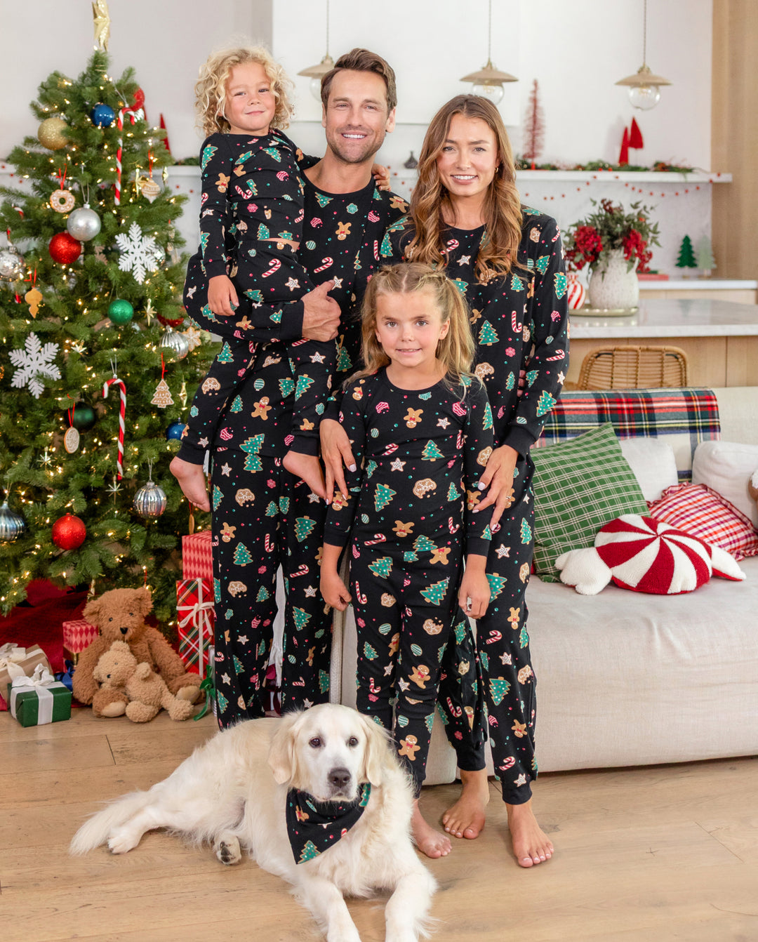 Passende Familien-Weihnachtspyjamas mit Weihnachtsbaum-Print aus Baumwolle, Schwarz