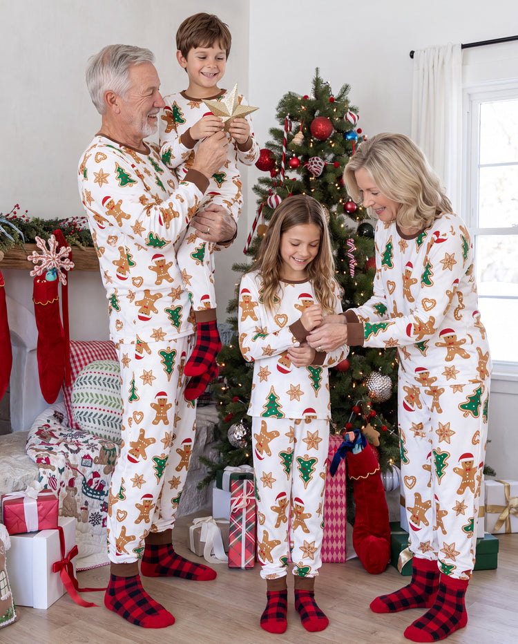 Pyjama de Noël à manches longues et imprimé arbre et bonhomme en pain d'épices, avec chaussettes de Noël, couleur café