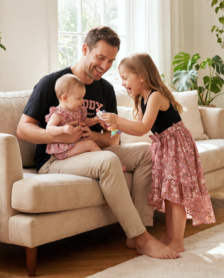 Daddy & Daughter Cotton T-Shirt & Dress Set Daddy / Mini Print Black Tee for Dad and boy, Floral Print splicing Dress for Mom, girl and Baby, Perfect for Summer Family Outings Black