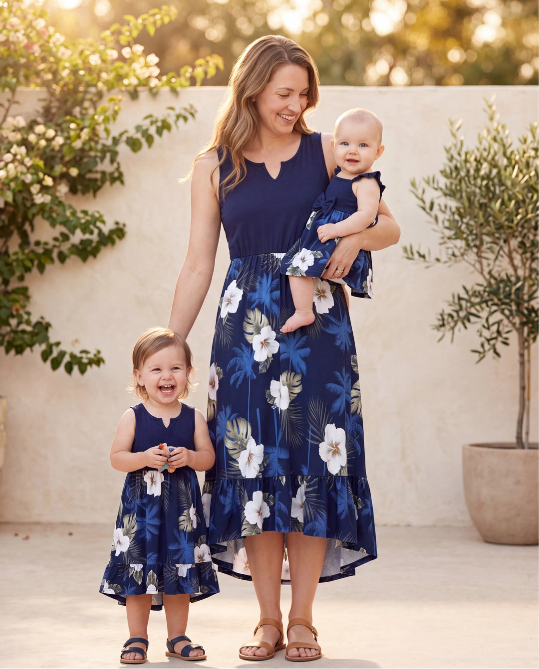 Conjunto Mamá y Yo Vestido sin Mangas con Estampado Floral y Detalles a Juego Azul Oscuro