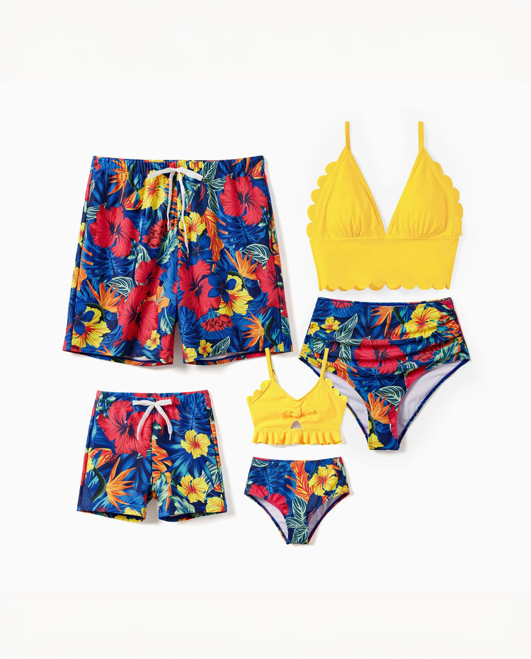 Conjunto de bañadores a juego en familia: bikini de flores con borde ondulado y tirantes y bañador, color block