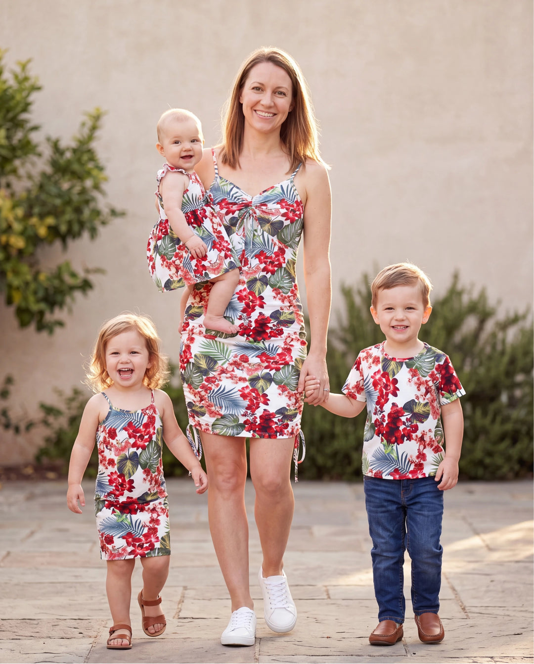 Mommy & me Floral Print Outfits Tropical Print Spaghetti Strap Body-con Dress for Mom & Daughter, Color-Blocked T-Shirts for Dad & Son Perfect for Summer Vacations & Family Photos Red