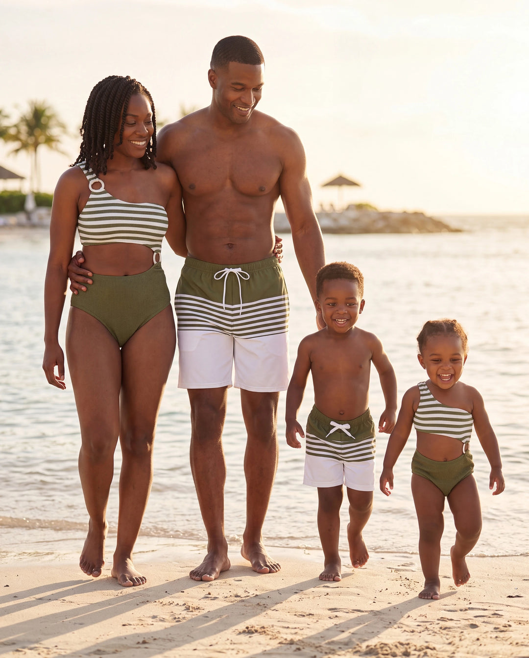 Passende Familien-Badehose mit Farbblock-Streifen oder einteiliger One-Shoulder-Badeanzug Armeegrün