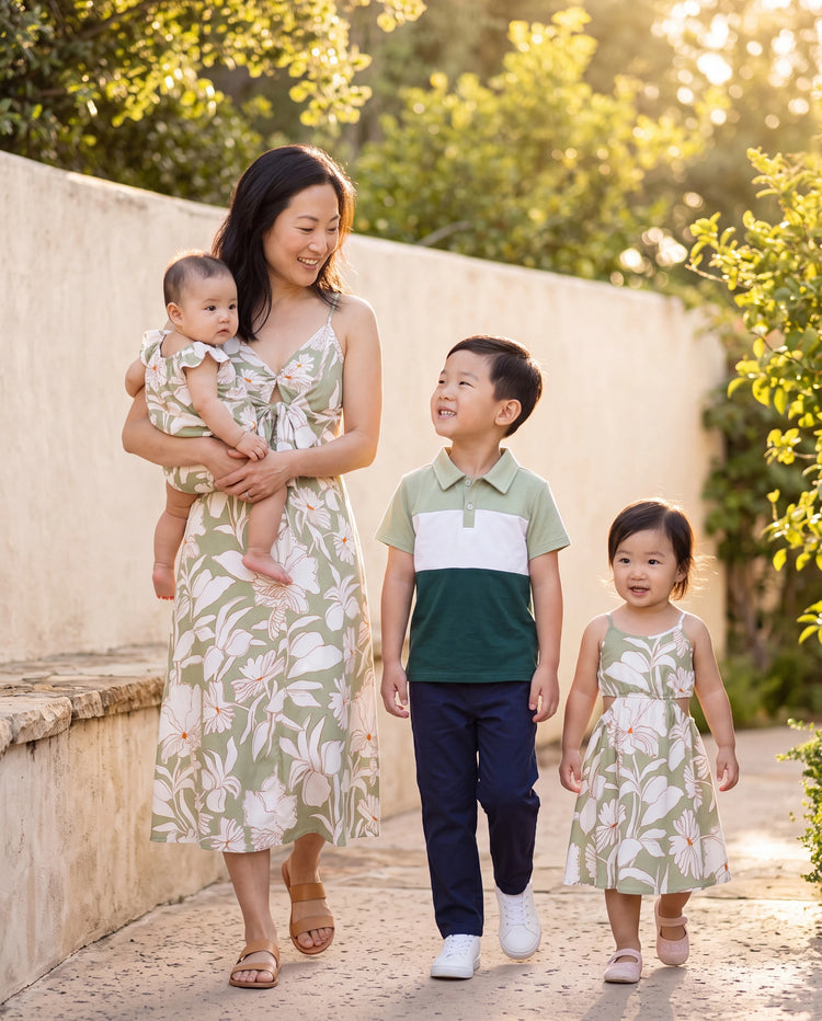 Mommy & me Outfits Tropical Floral Print Strap Dress or Short-sleeve Colorblock Shirts Set Pale Green