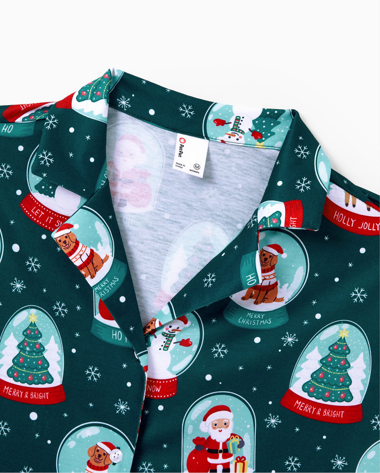 Conjunto de pijama familiar navideño a juego con estampado navideño de Papá Noel en turquesa