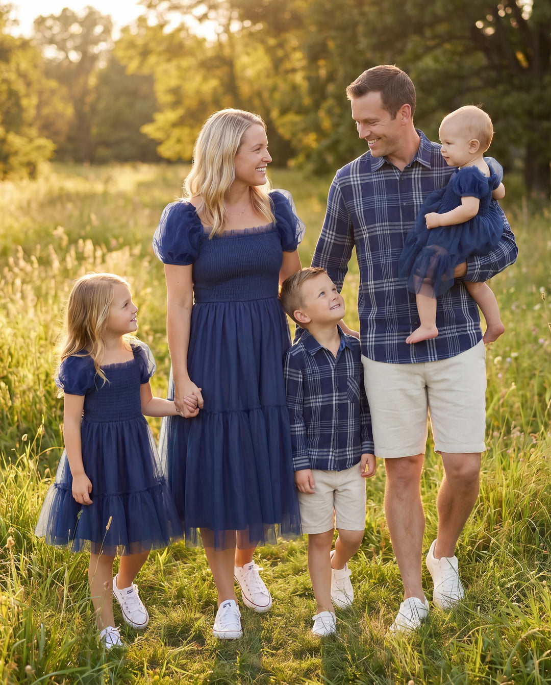 Passende Familien-Sets Kariertes langärmeliges Hemd oder elegantes gerafftes Mieder Puffärmel Tüll-Mesh-Kleid Königsblau